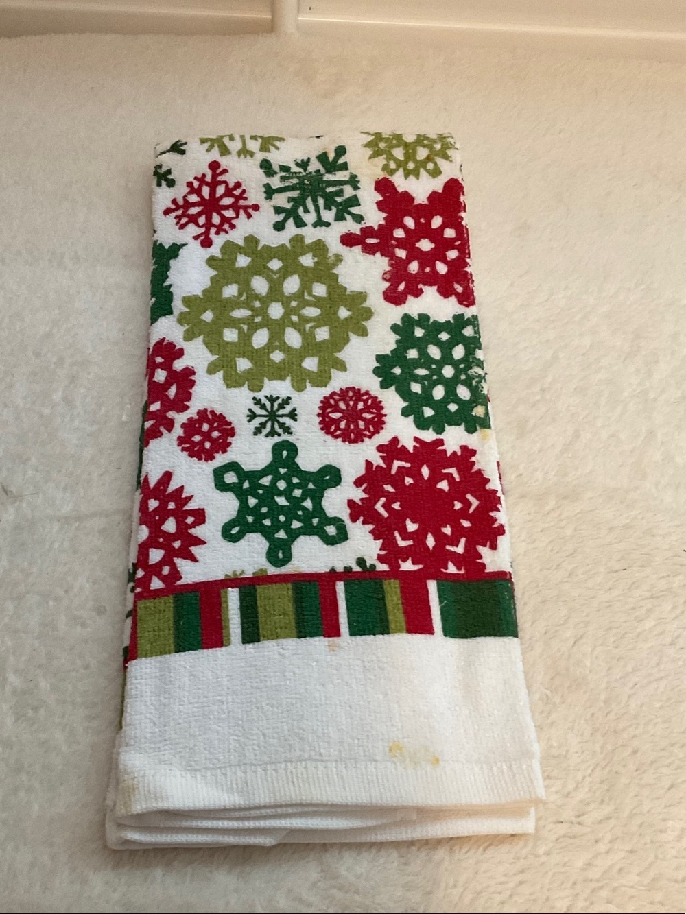FRIENDS Holiday Snowflake Kitchen Towel in Red Green and White